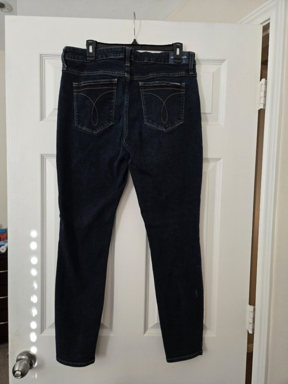 Calvin Klein 32x30 Dark Wash Skinny Stretch Jeans - Picture 2 of 7